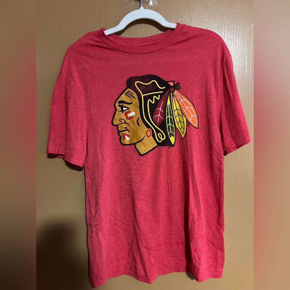 Chicago Blackhawks Fanatics Distressed Tri-Blend T-Shirt